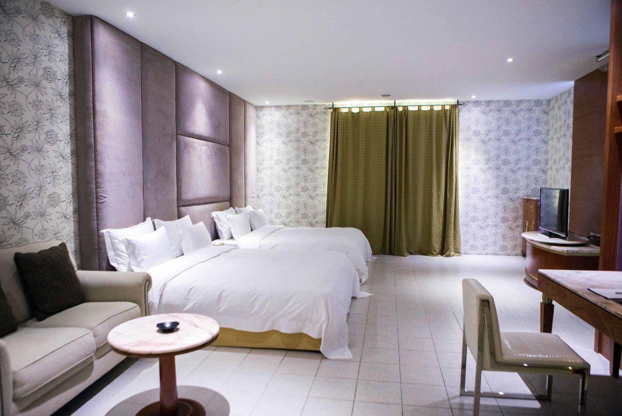 All-Ur Boutique Motel-Jhu Shan Branch Zhushan Extérieur photo