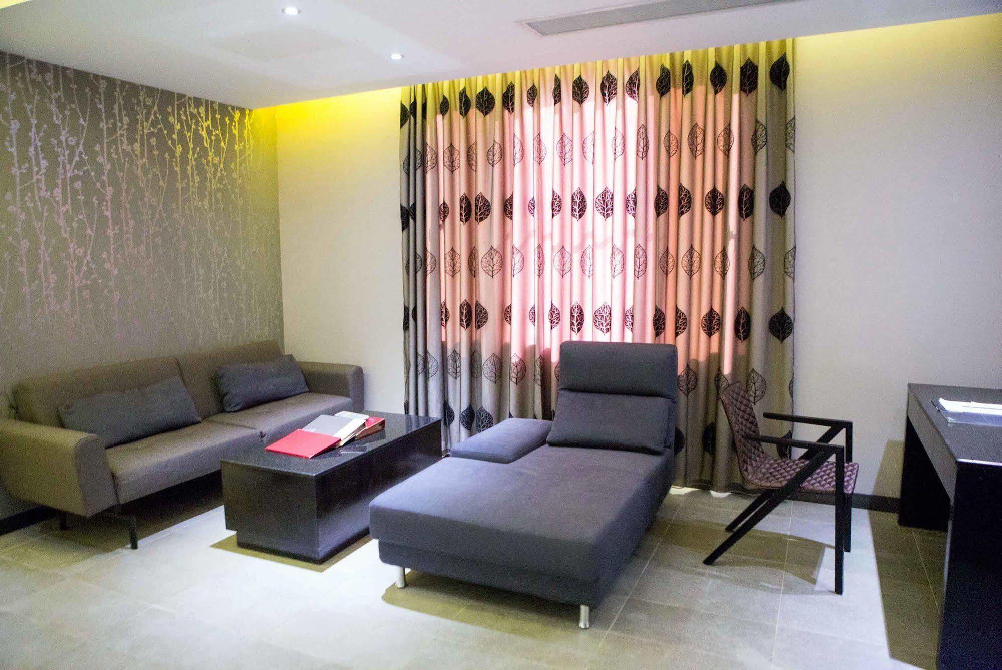 All-Ur Boutique Motel-Jhu Shan Branch Zhushan Extérieur photo